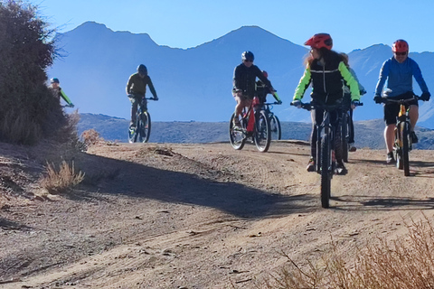 Sierra Nevada: Kleingruppentour mit E-Bikes