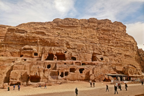 Från Tel Aviv: Guidad dagsutflykt till Petra med lunch