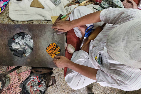 Jaipur: Lac Work Experience in Rajasthan Jaipur: Lac Works Workshop in Rajasthan