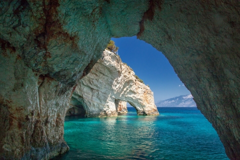 Crucero por Zante hasta las Cuevas Azules y la Playa del Naufragio Parada fotográficaDesde Cefalonia Cuevas Azules, Playa de Navagio y Crucero por Zante
