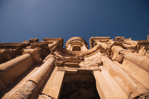 From Tel Aviv: 2-Day Petra Tour with Flights & Accommodation Luxury Class 5-Star Hotel