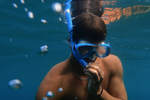 Procida: Boat Tour w/ Swimming Stops and Underwater Photos Procida: Boat Tour with Swimming Stops and Underwater Photos