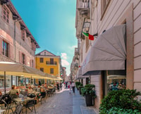 Alba, Historic Town Highlights Tour guiado a pie - Housity