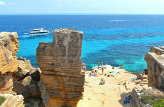 Depuis Trapani : Croisière vers Favignana et Levanzo avec déjeuner.