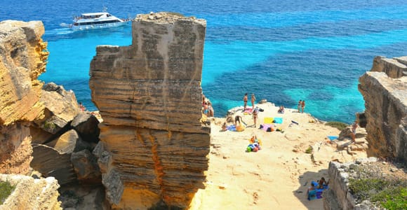 Von Trapani aus: Kreuzfahrt nach Favignana und Levanzo mit Mittagessen