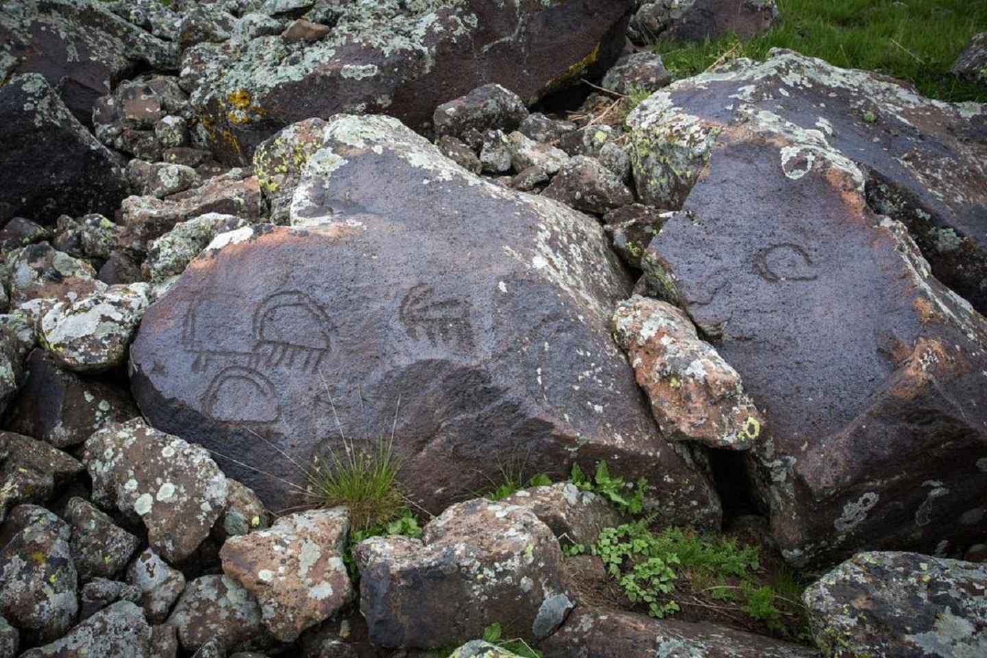 Armenian South day: Khor Virap, Areni, Karahunj and Tatev