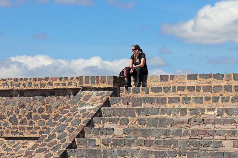 Vanuit Mexico-Stad: Teotihuacan-piramides en Guadalupe-schrijn