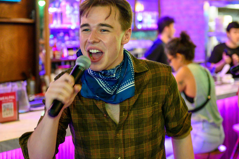 NYC: Wciągający pokaz z kolacją i muzyką na żywo