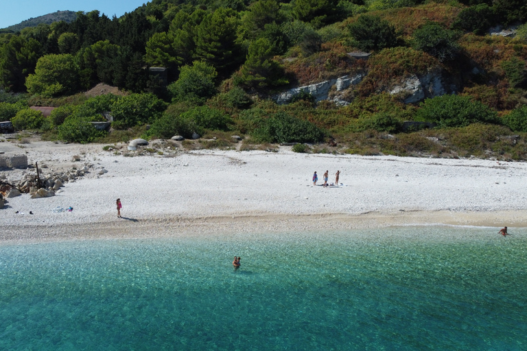Clare: Excursión en lancha rápida por la isla de Sazan y Karaburun y buceo con tuboVerano 2026 KZ