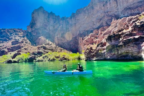 Las Vegas: Emerald Cave Clear-Kayak Tour
