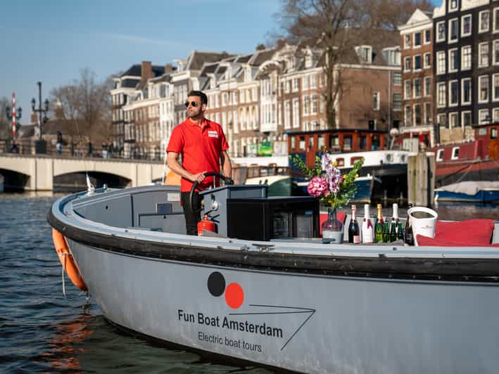 pancake canal tour amsterdam