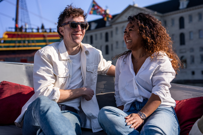 Amsterdam : Croisière privée sur les canaux avec boissons et collations