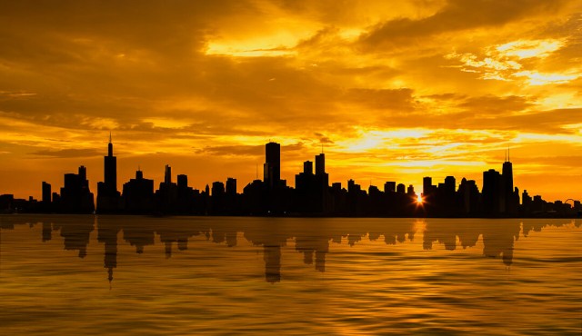 Visit Chicago 1.5-Hour Romantic Sunset Cruise in Chicago