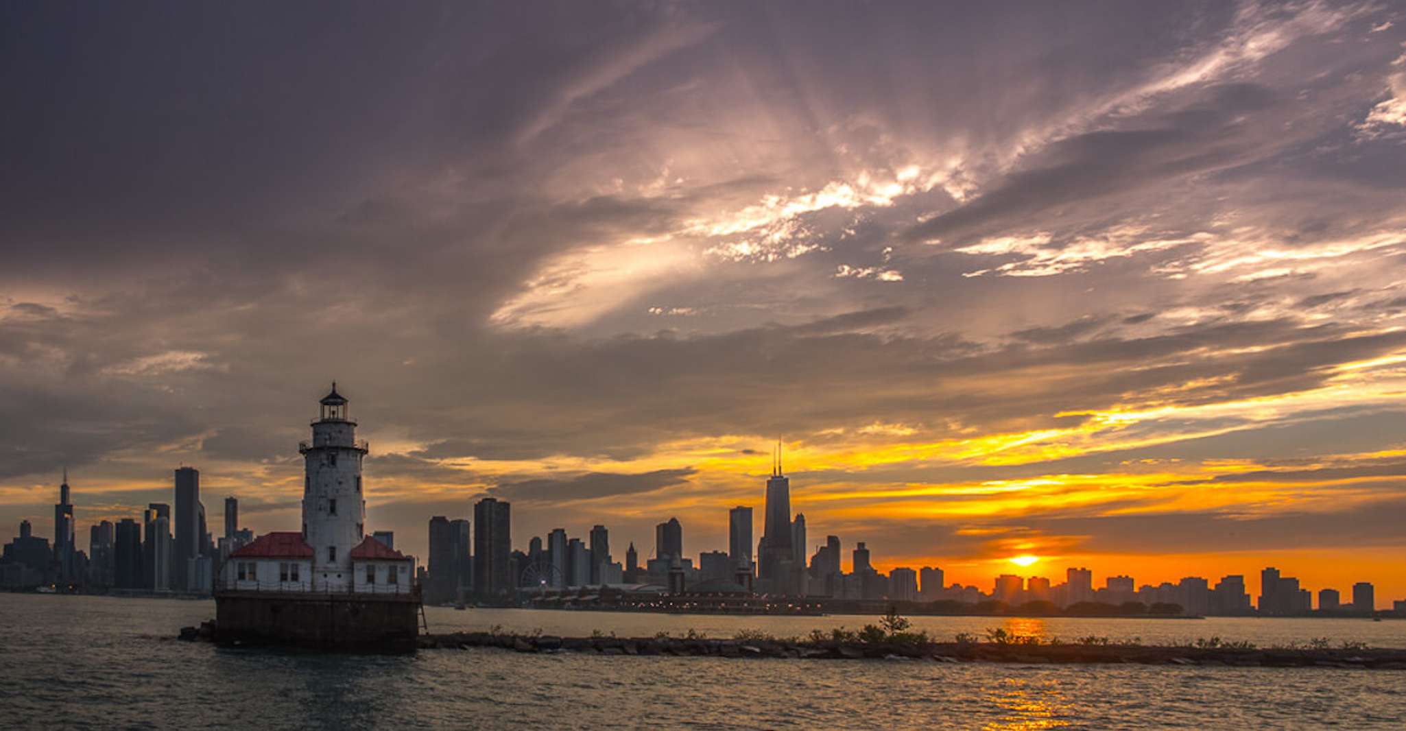 Chicago, 1.5-Hour Romantic Sunset Cruise - Housity