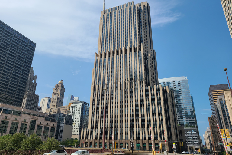 Chicago: Crucero fluvial de arquitectura familiar de 45 minutosCrucero desde el punto de encuentro en Michigan Avenue