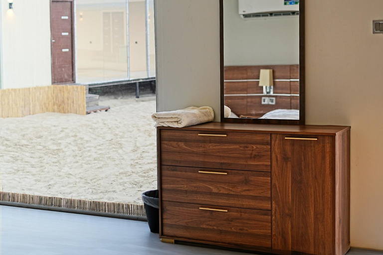 Doha: Übernachtung im Wüstencamping mit BBQ-Abendessen und FrühstückDoha: Private Übernachtung auf dem Wüstencampingplatz