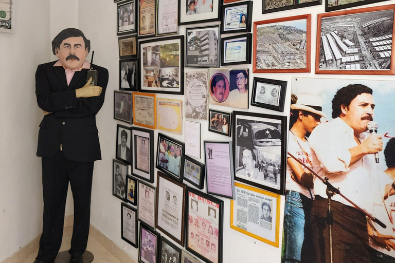 Medellín: Private Pablo Escobar Tour mit Transport
