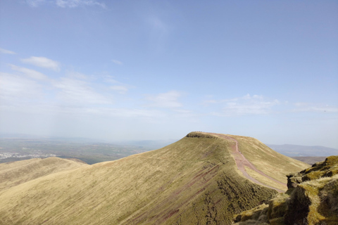 Sentiers cachés - Randonnée au sommet de Pen y Fan depuis CardiffAventures cachées sur Pen Y Fan depuis Cardiff