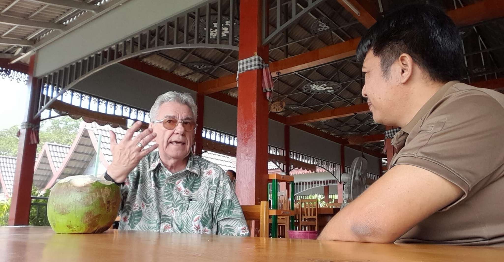 Vientiane, tour privato di un giorno intero con Buddha Park e pranzo - Hizvo