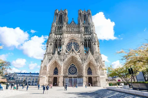 From Reims/Epernay: UNESCO Sites & Champagne Private Tour