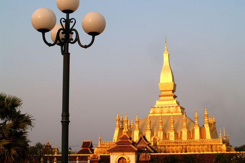 Vientiane: tour privato di un&#039;intera giornata con Buddha Park e pranzo