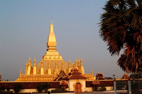 Vientiane: Private Ganztagestour mit Buddha Park und Mittagessen
