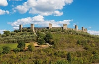 From Siena, San Gimignano, Montalcino & Wine Tasting - Housity