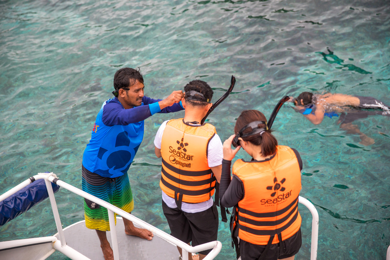 Au départ de Khaolak : excursion en catamaran pour la plongée en apnée dans les îles Similan