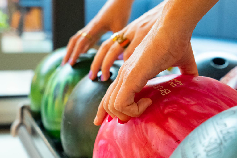 Maspalomas : Ticket d&#039;entrée pour une session de bowling à Holiday WorldJeu pour 6 personnes