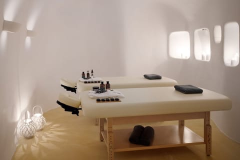 Santorini: Aromatherapy Couples Massage