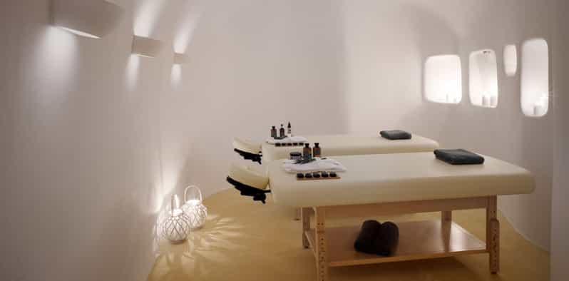 Santorini: Aromatherapy Couples Massage