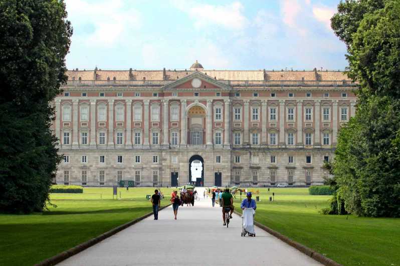 From Rome: Naples Transfer with Royal Palace of Caserta Stop