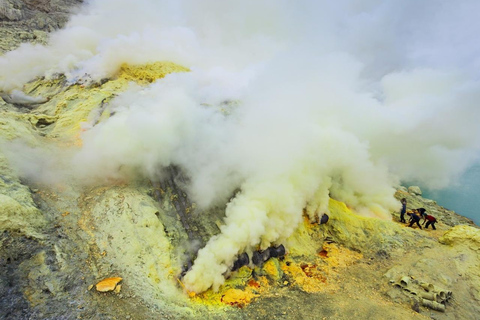 Von Yogyakarta aus: Tumpak Sewu, Bromo, Ijen 4-tägige Tour