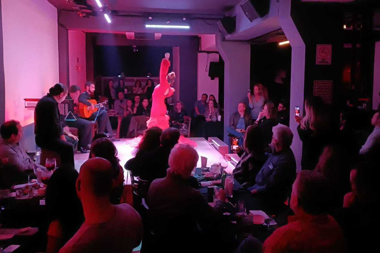 Mexico City: Flamenco Tablao Live Show & dinner Premium option