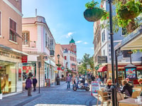 From Costa del Sol, Gibraltar Day Trip with Free Time - Housity