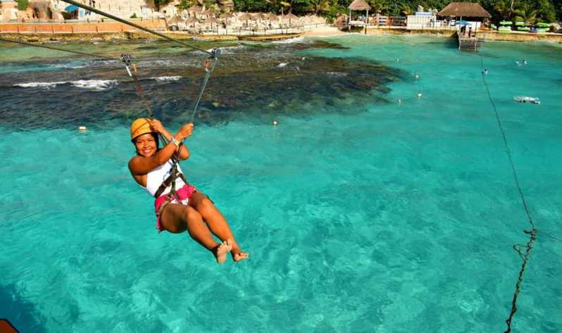 Isla Mujeres Garrafón Park with Lunch & Open Bar | GetYourGuide