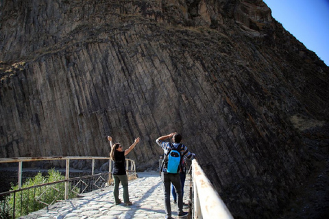 Viaje de 2 días : Cubre el sur de Armenia Tatev y más