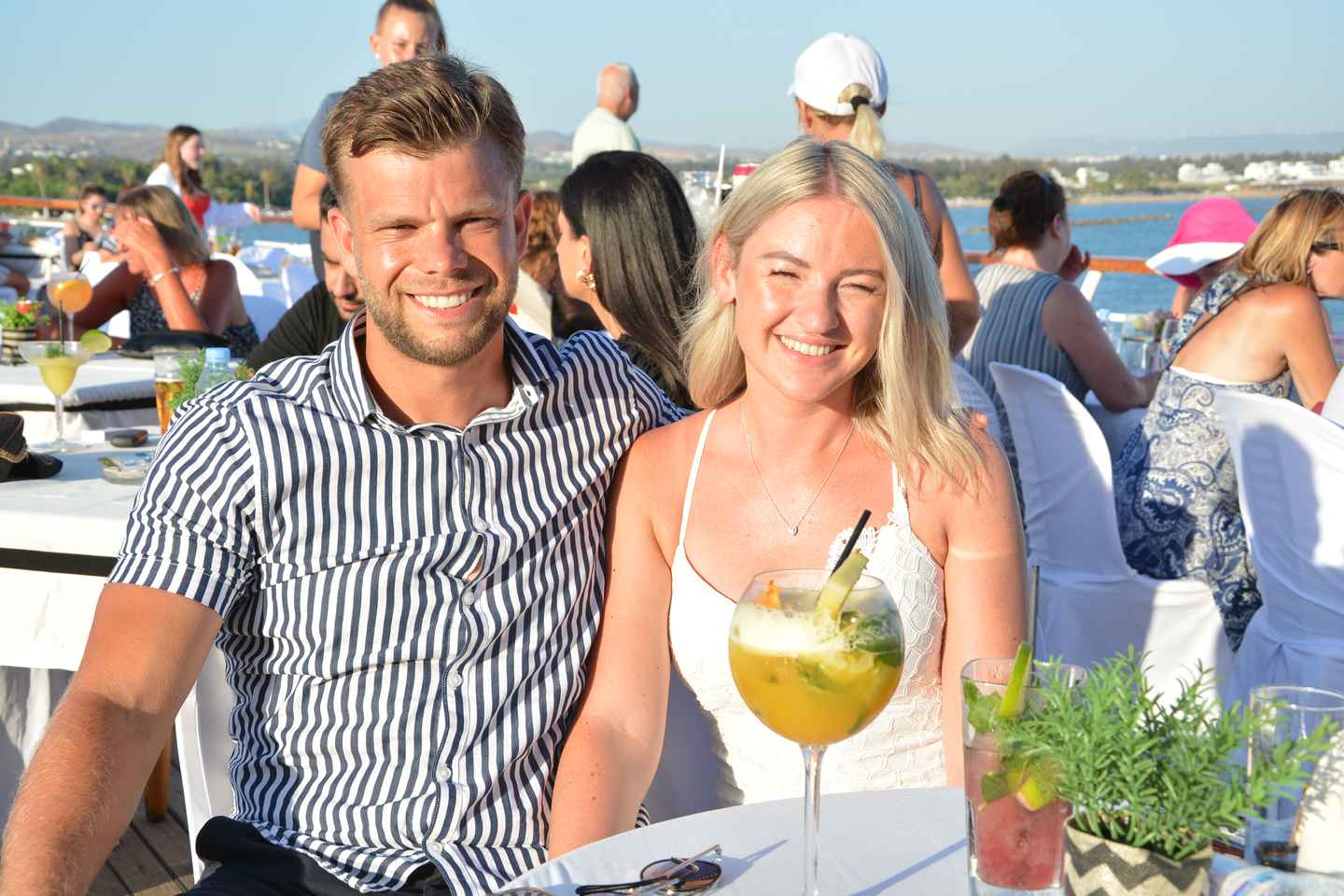 Paphos: Wave Dancer Fireworks, Buffet Dinner & Show Cruise