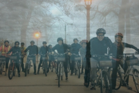 Bobby's Fright Hike: tour en bici por Chicago en HalloweenOpción estándar
