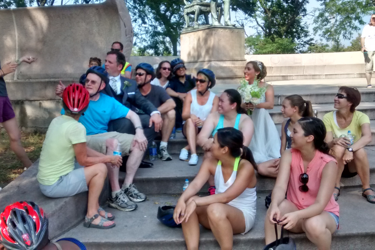 Chicago: Westside Food Tasting Bike Tour con guíaRecorrido en bici