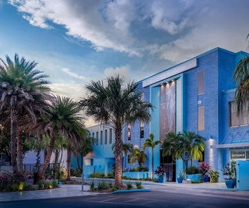 St. Petersburg, FL: Imagine Museum Admission Ticket