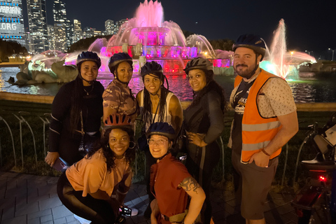 Chicago: Downtown Family Food Tour by Bike with SightseeingStandard Tour