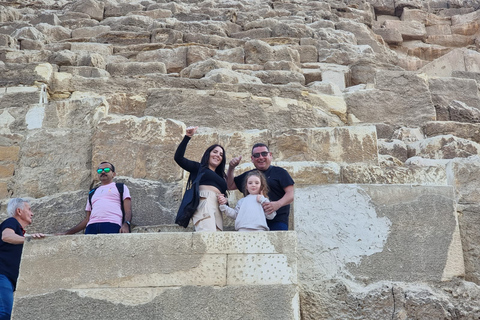 Excursion d'une journée aux pyramides de Gizeh et au Sphinx, à Saqqara et à Memphis