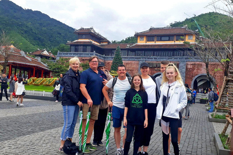 Collines de Bà Nà et pont d'or : Circuit depuis Hoi An et DanangVisite de Bana en petit groupe - Billet d'entrée inclus