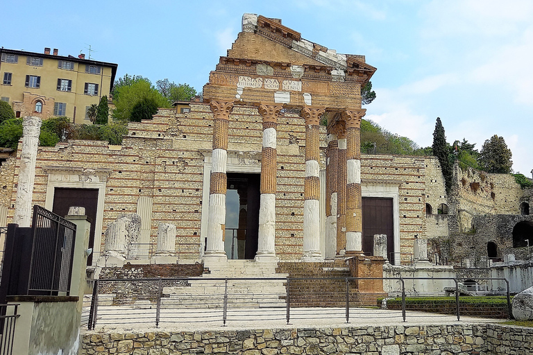 Milan: Brescia &amp; Franciacorta Guided Tour with Wine Tasting