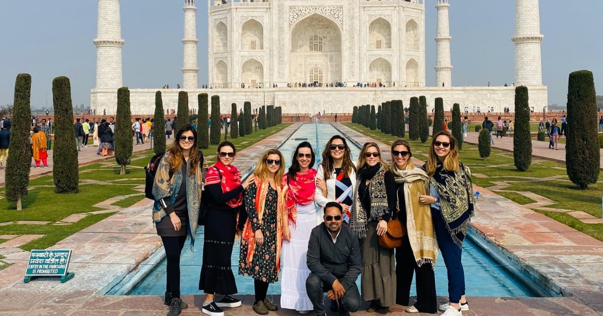 Days Overnight Taj Mahal And Agra Tour From Delhi Getyourguide