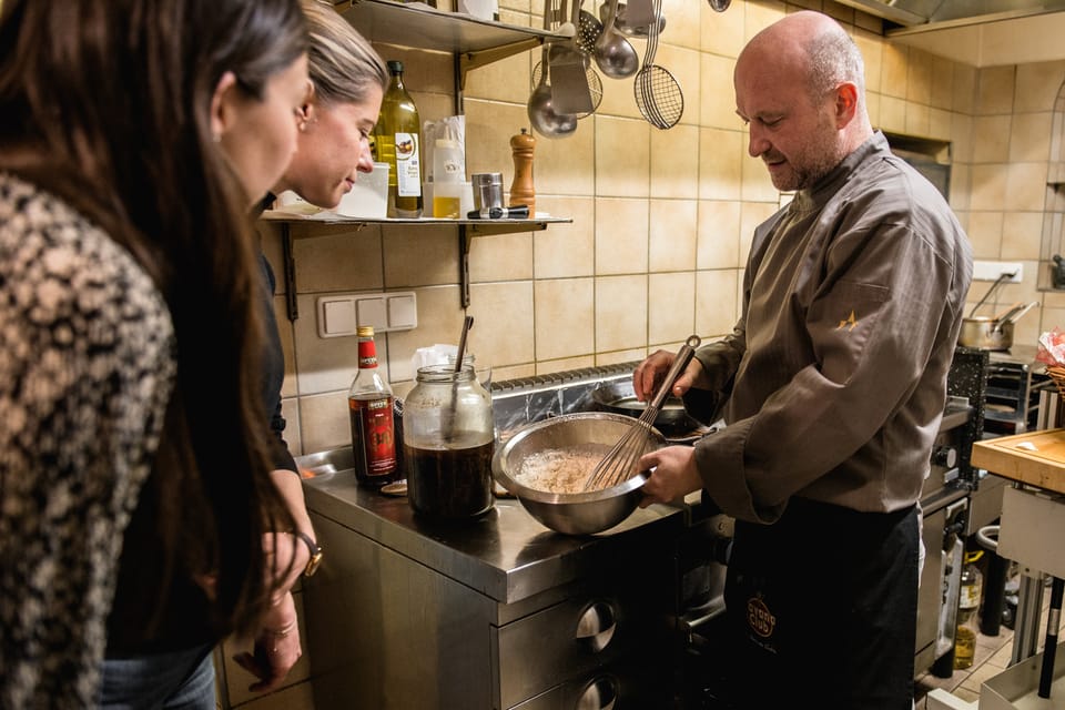 Wien Traditioneller Kaiserschmarrn Kochkurs Verkostung Getyourguide