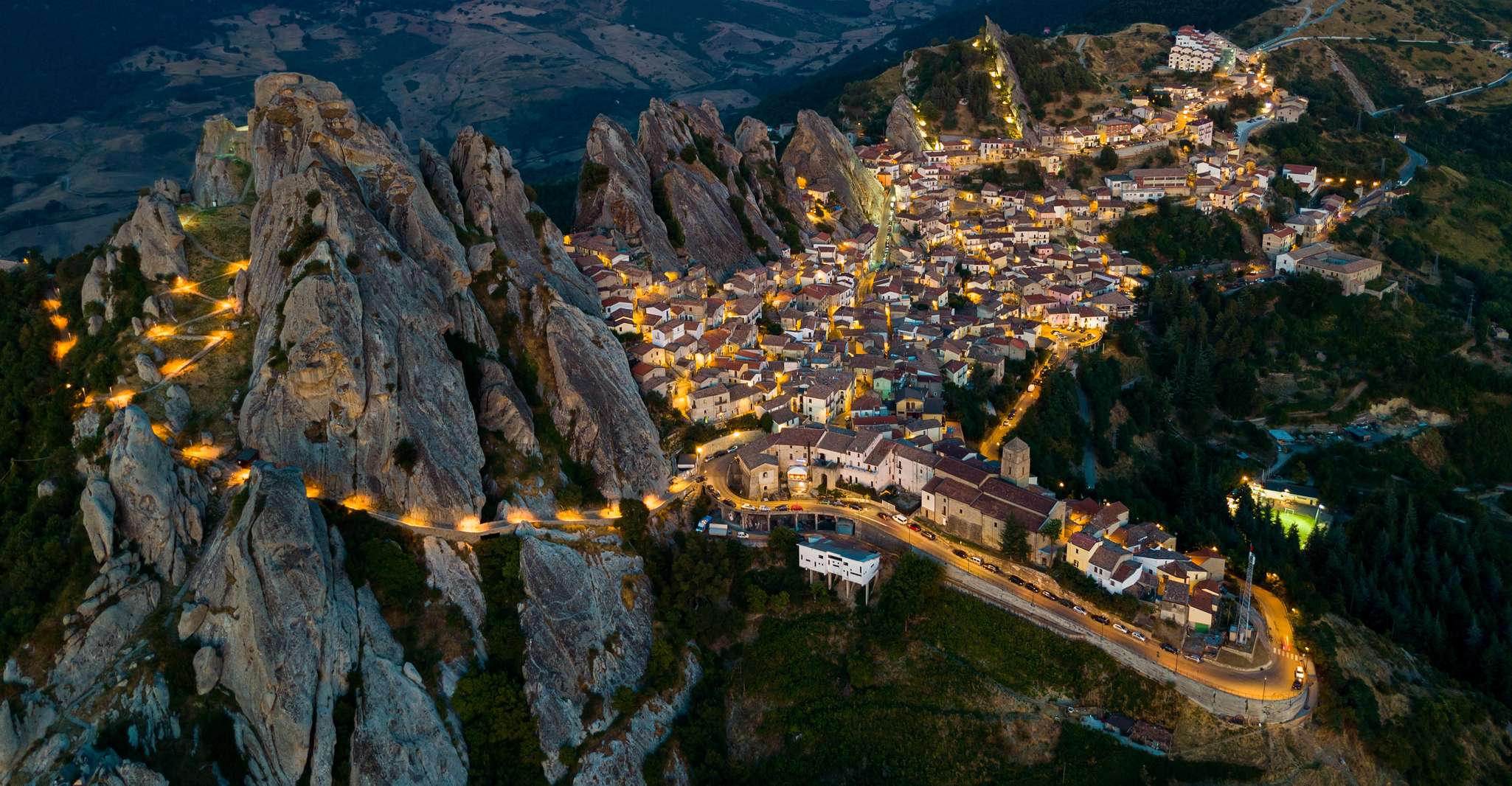 De Castelmezzano, Tour de trekking en plein air à Pietrapertosa - Hizvo