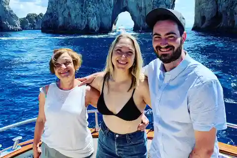 Från Sorrento: Heldags båttur till Capri med drycker