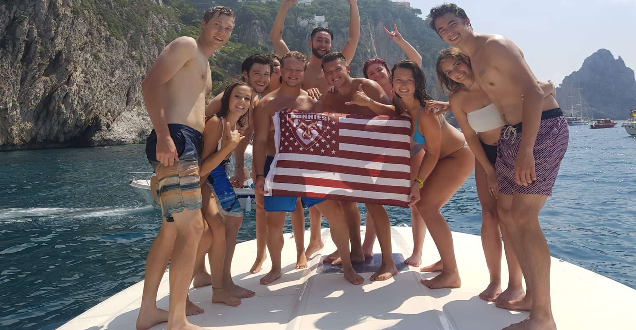 Van Sorrento, Full-Day Boat Tour naar Capri met drankjes - Hizvo
